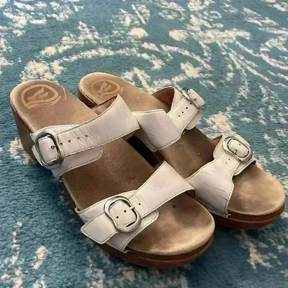 Dansko white patent leather slip on buckle sandals 41
